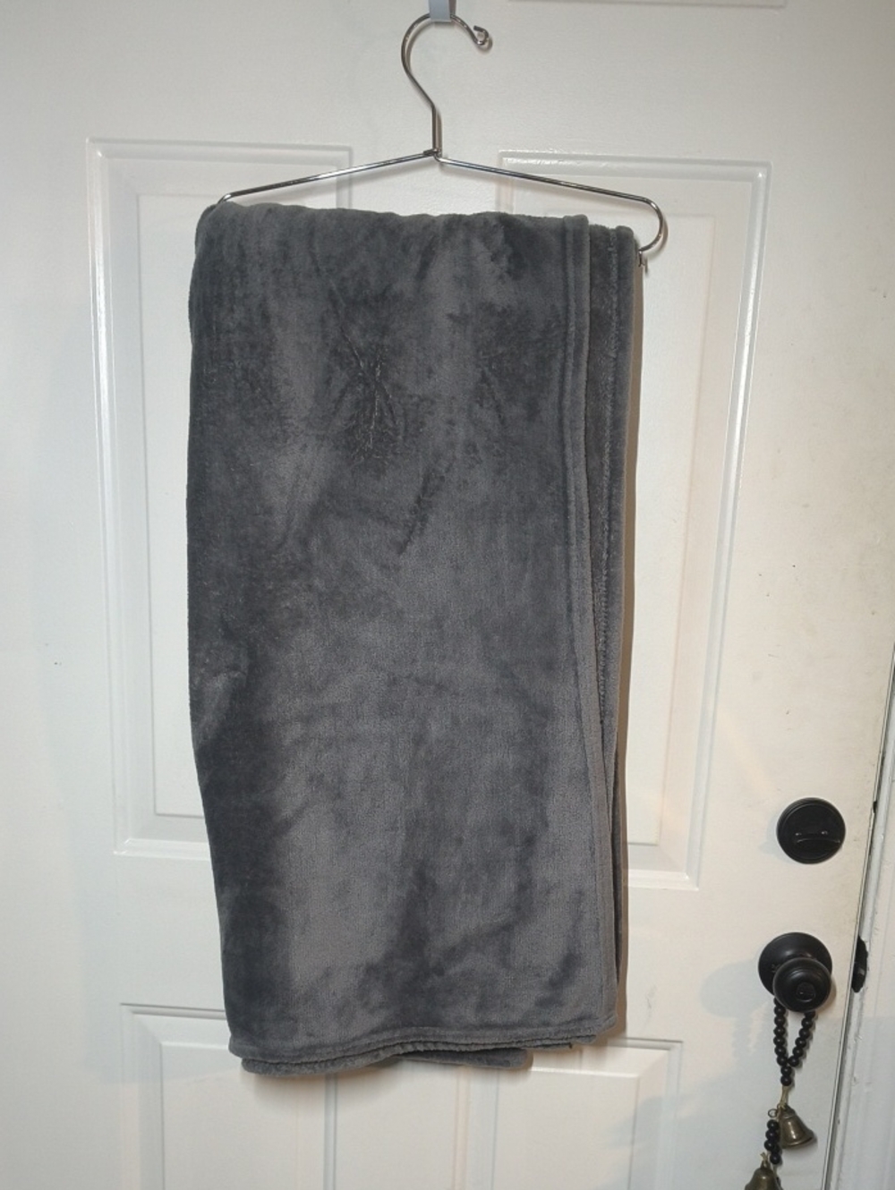 Soft Plush Gray Throw Blanket